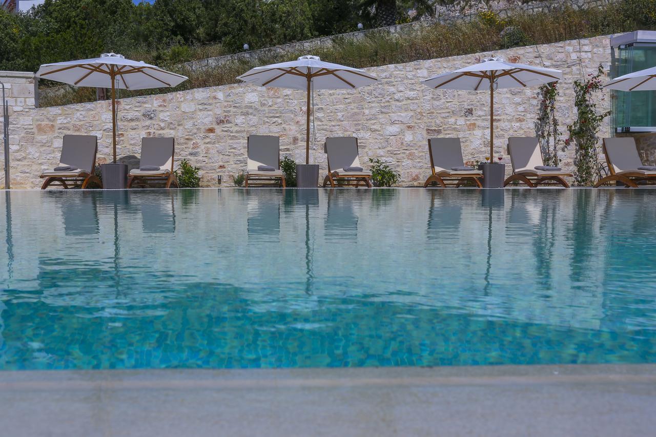 Petani Resort Vóvikes Eksteriør billede